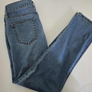 St. John’s Bay Straight Leg Jeans Size 4 Short
